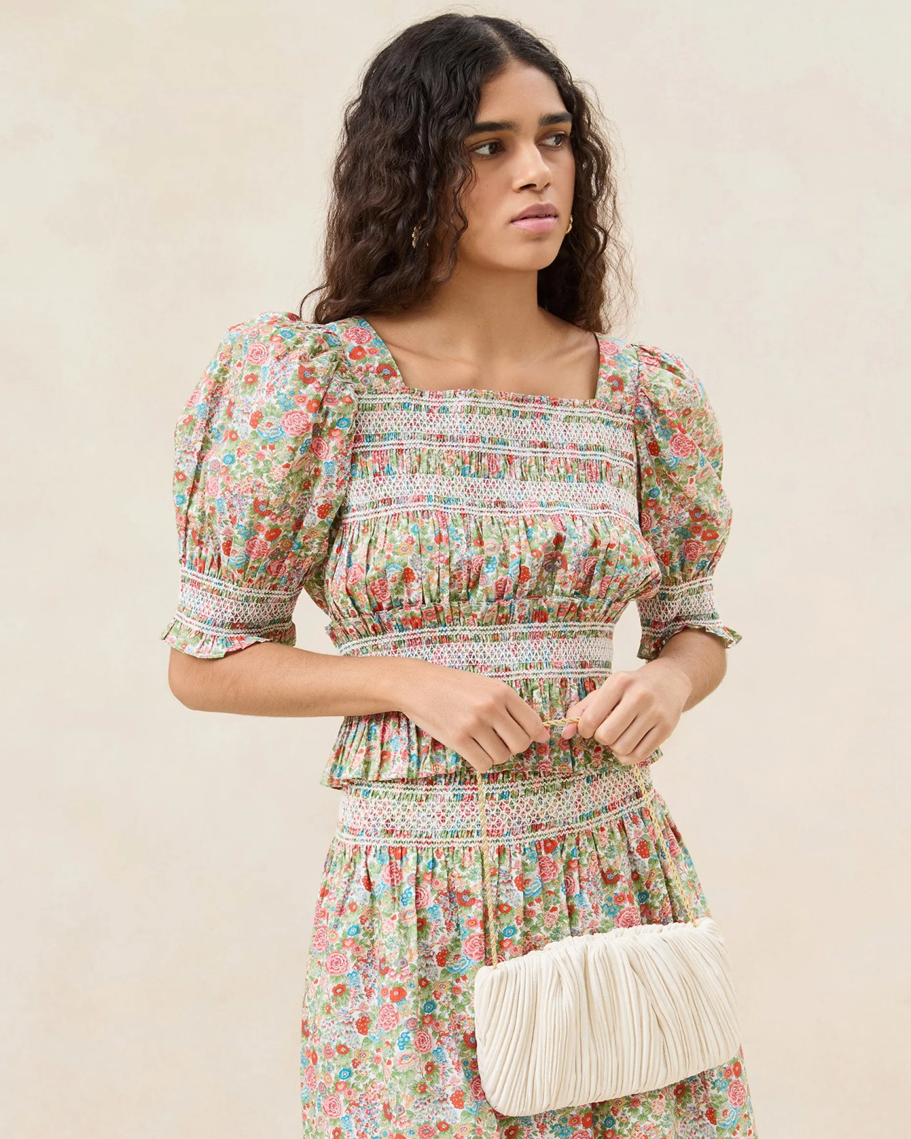 Brit White Flat Pleated Clutch