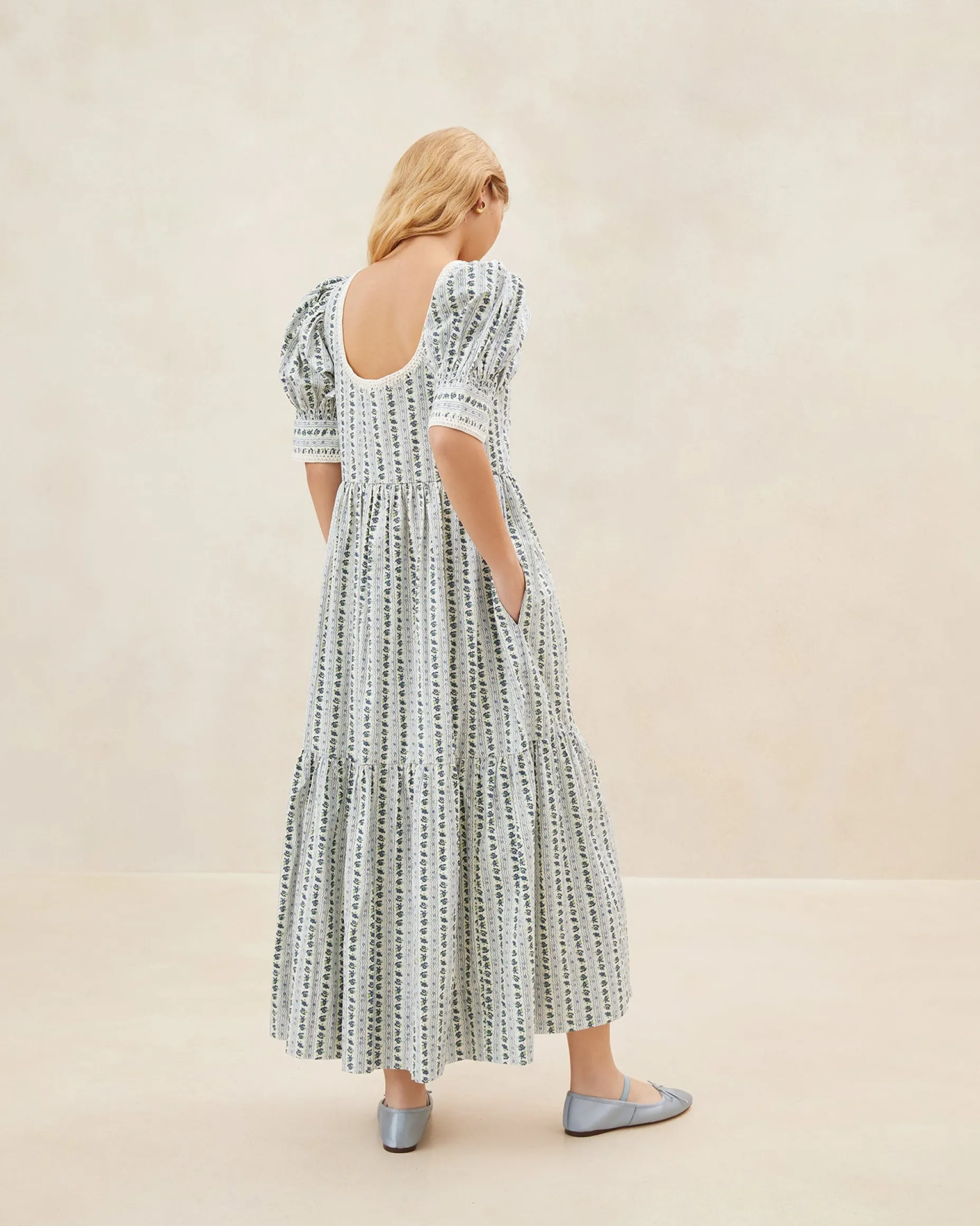 Gillian Blue Floral Puff-Sleeve Dress