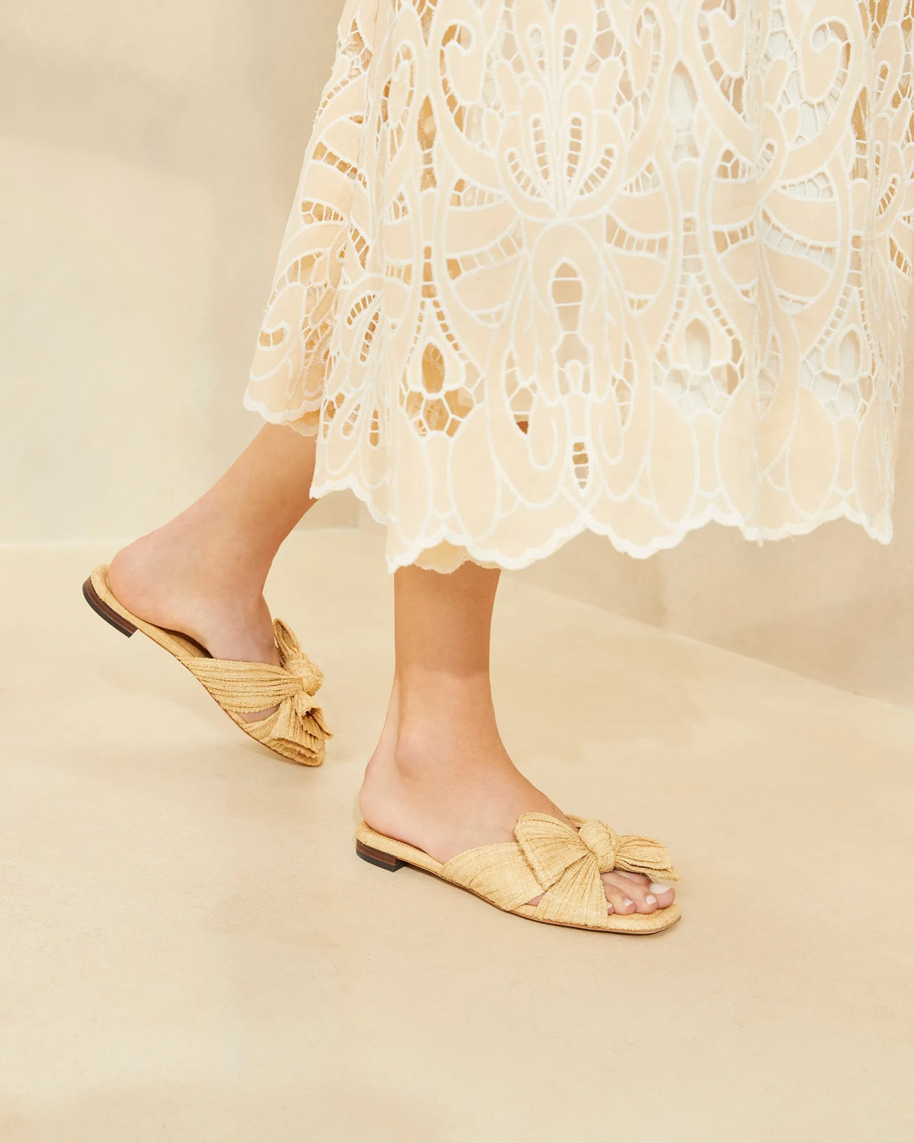 Daphne Champagne Bow Slide